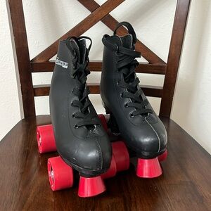 Chicago skates black children, size one